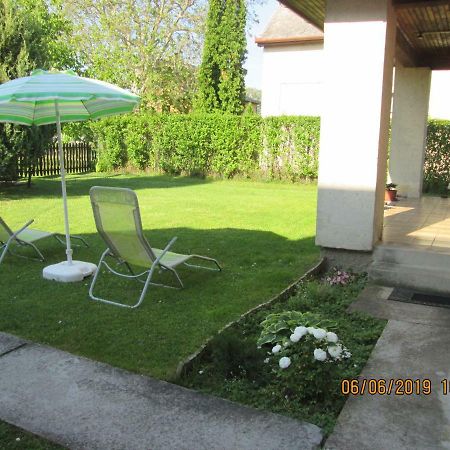 Ferienwohnung Fenyves Vendeghaz Balatonfenyves Exterior foto