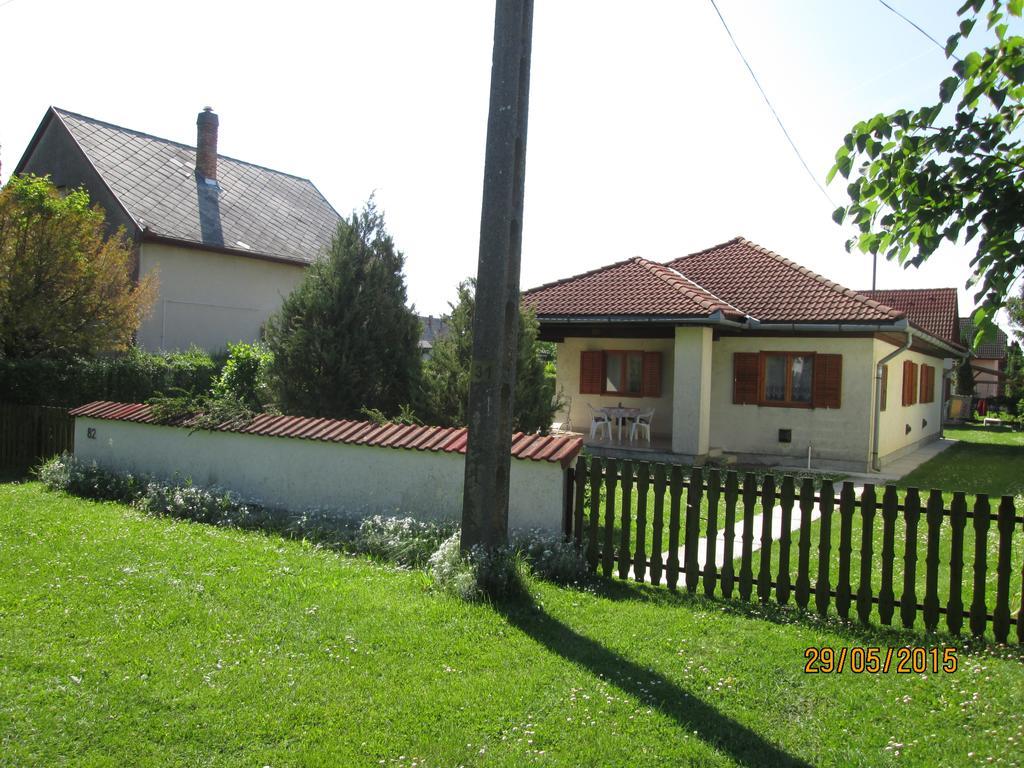 Ferienwohnung Fenyves Vendeghaz Balatonfenyves Exterior foto