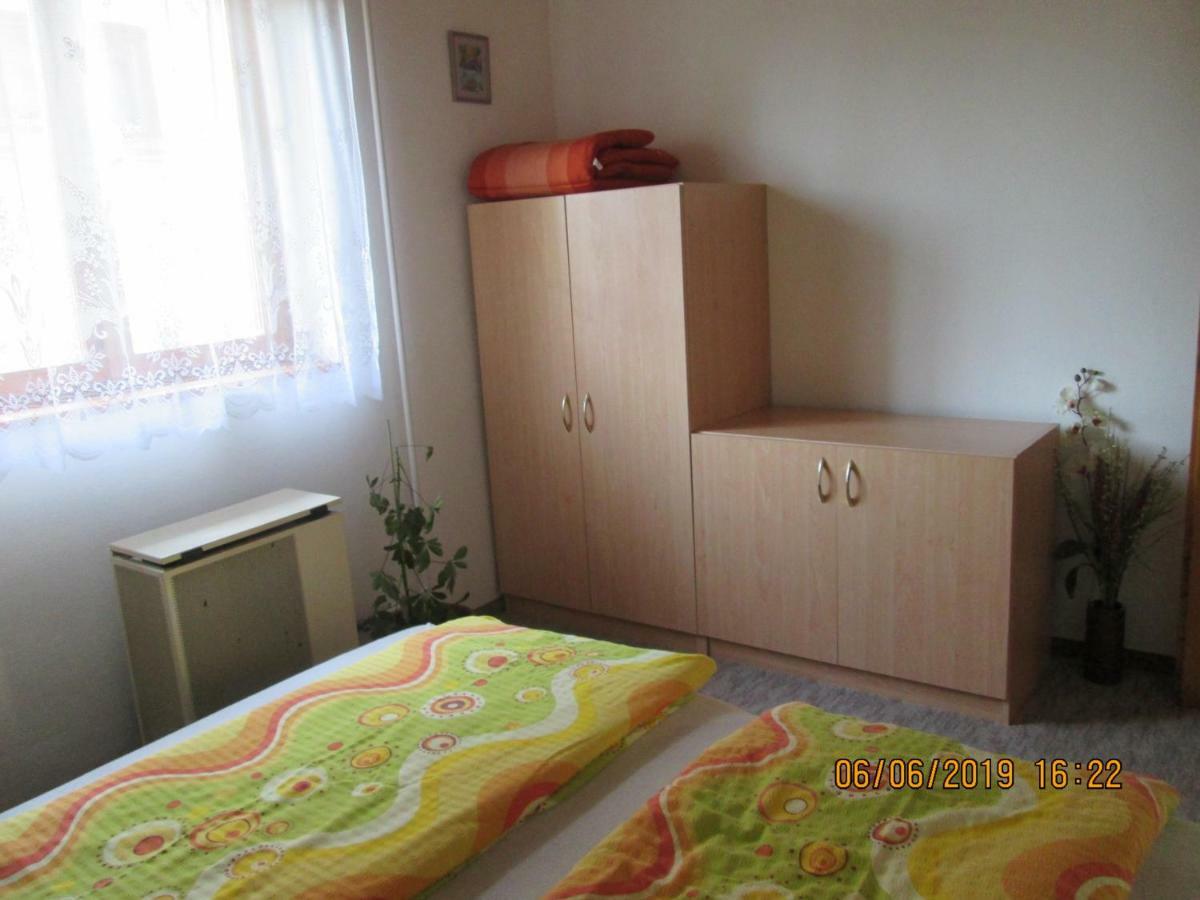 Ferienwohnung Fenyves Vendeghaz Balatonfenyves Exterior foto
