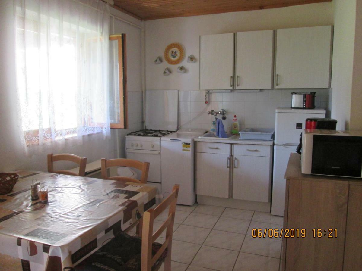 Ferienwohnung Fenyves Vendeghaz Balatonfenyves Exterior foto