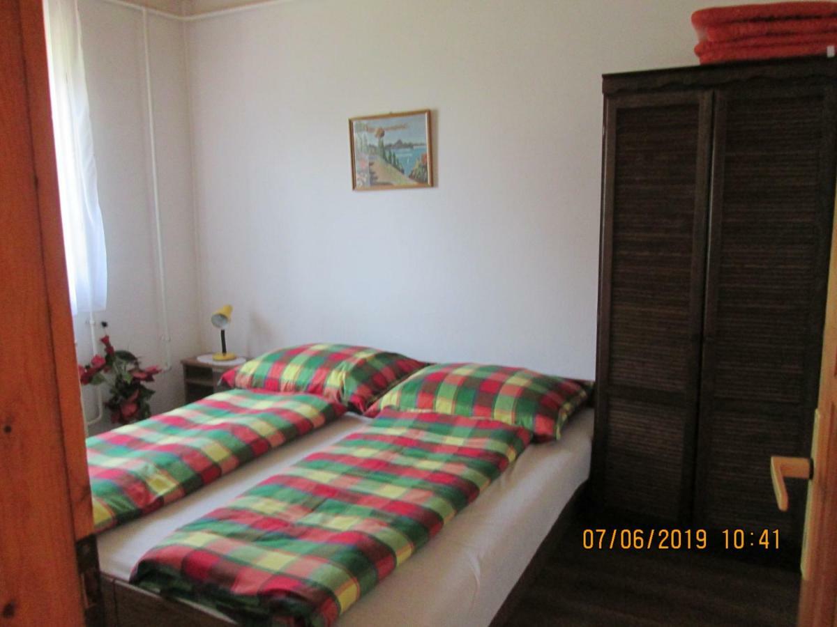 Ferienwohnung Fenyves Vendeghaz Balatonfenyves Exterior foto